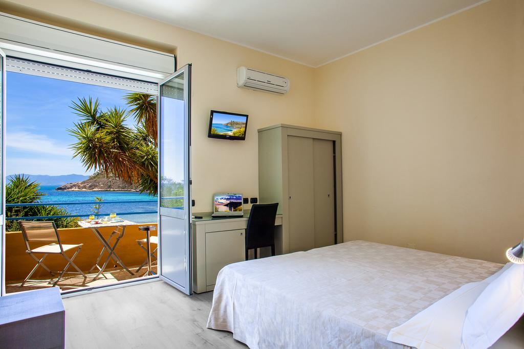 Hotel Calamosca Κάλιαρι Εξωτερικό φωτογραφία